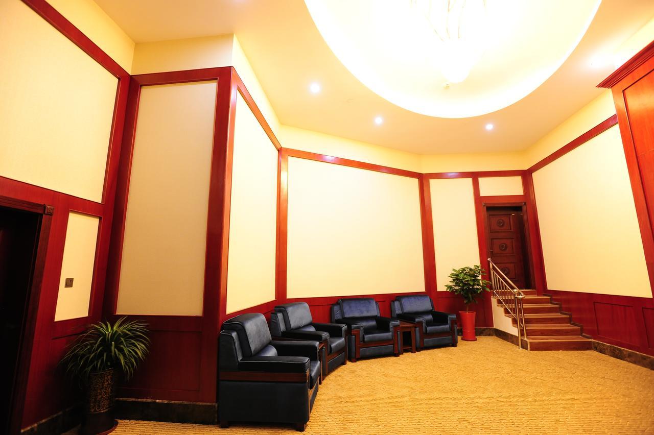 Yinruilin International Hotel Куньмін Екстер'єр фото