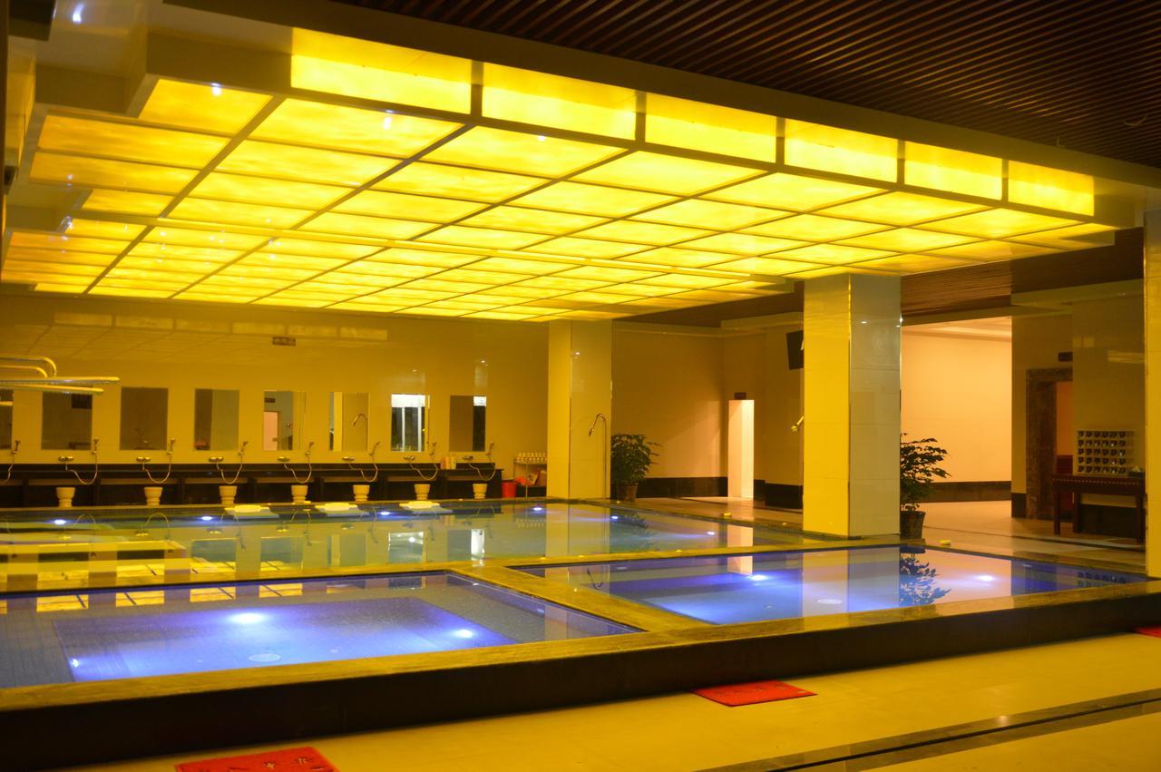 Yinruilin International Hotel Куньмін Екстер'єр фото