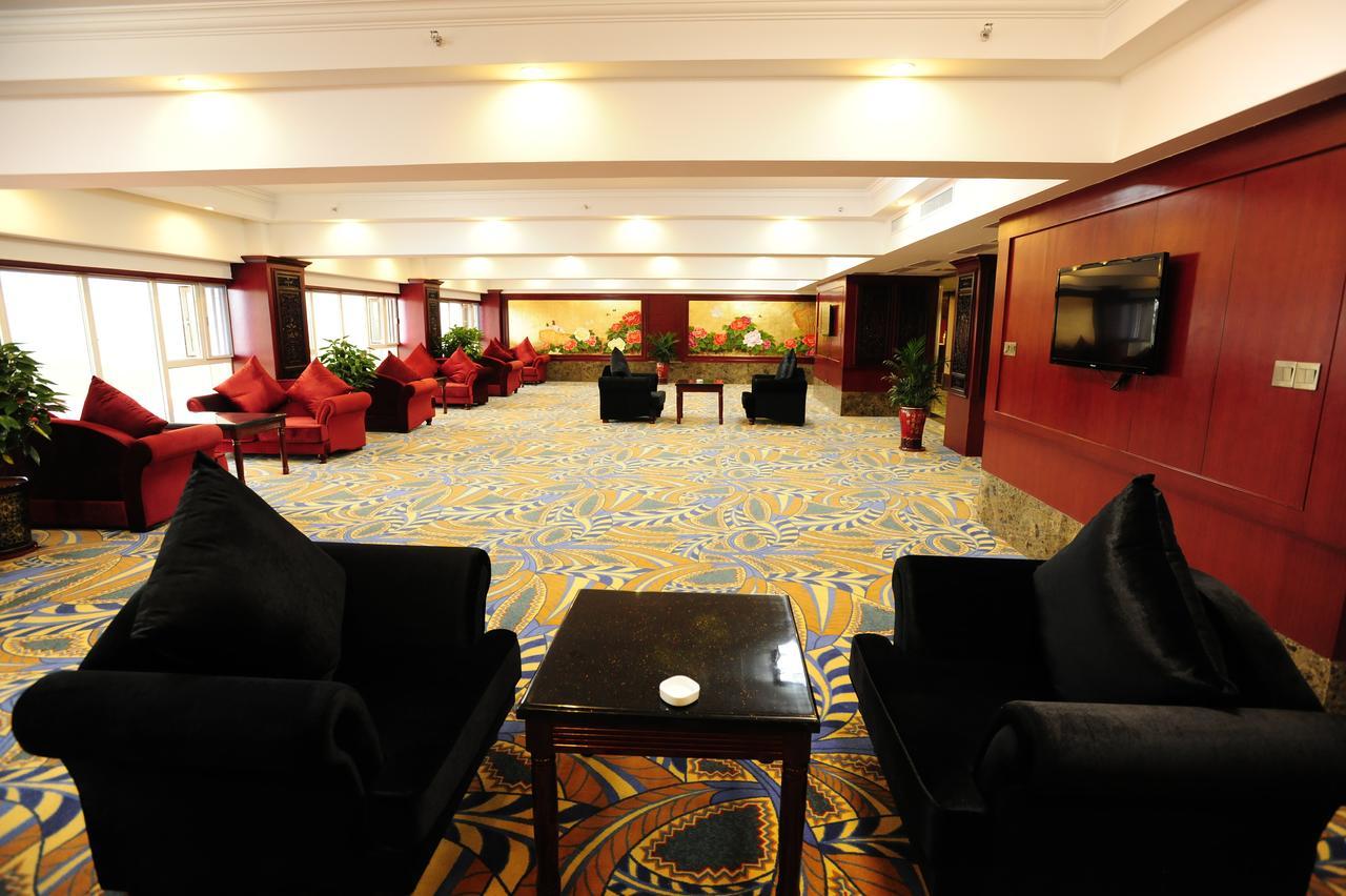 Yinruilin International Hotel Куньмін Екстер'єр фото